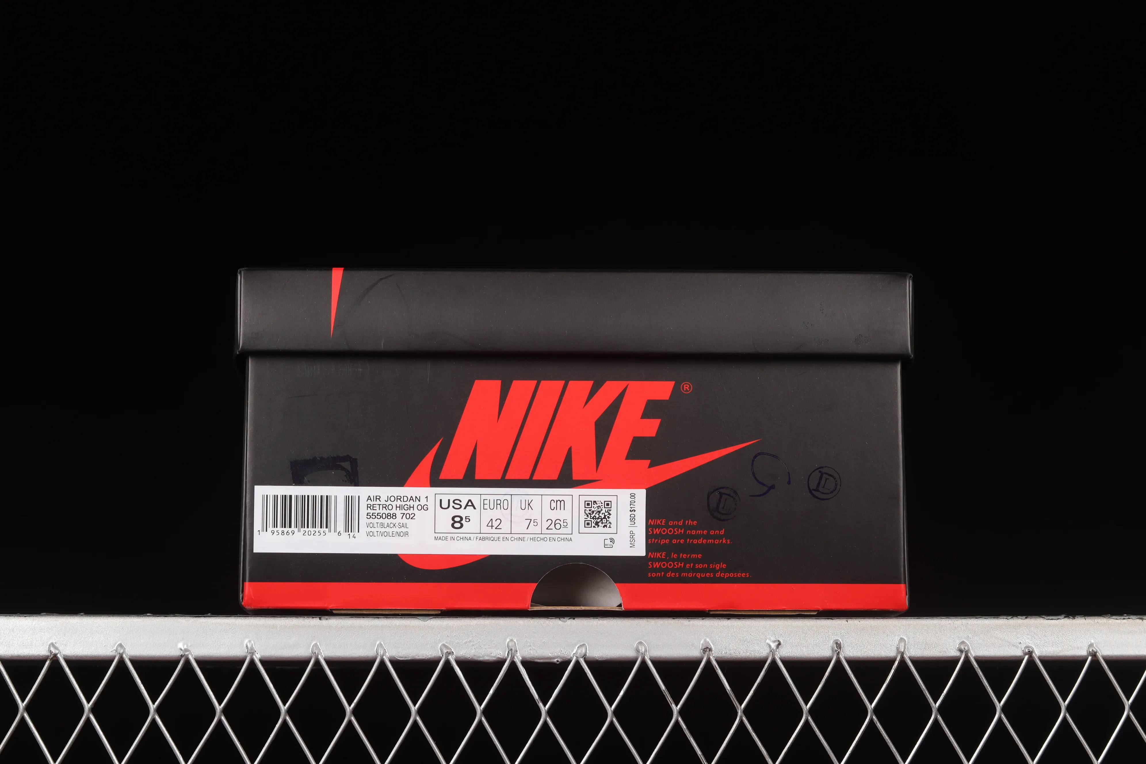All categories Air Jordan Jordan series basketball shoes Air Jordan 1 High pure original version Air Jordan 1 High OG "Volt" AJ1 Joe 1 new fluorescent green 555088-702